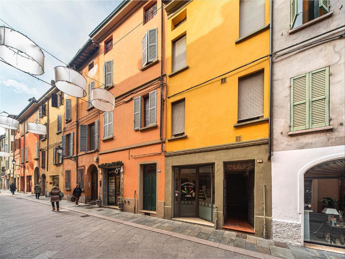 Reggio Center Lovely Apartments Reggio Emilia Exterior foto